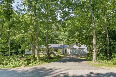 43 Lane Road Holderness NH 03245