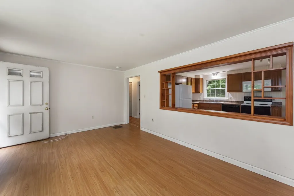 44 Sinclair Hill Road New Hampton NH 03256