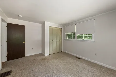 44 Sinclair Hill Road New Hampton NH 03256