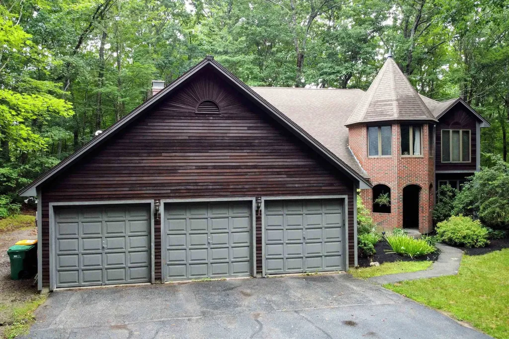 57 Blue Hills Drive Rochester NH 03839