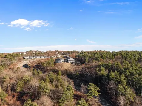2 Cypress Lane Windham NH 03087