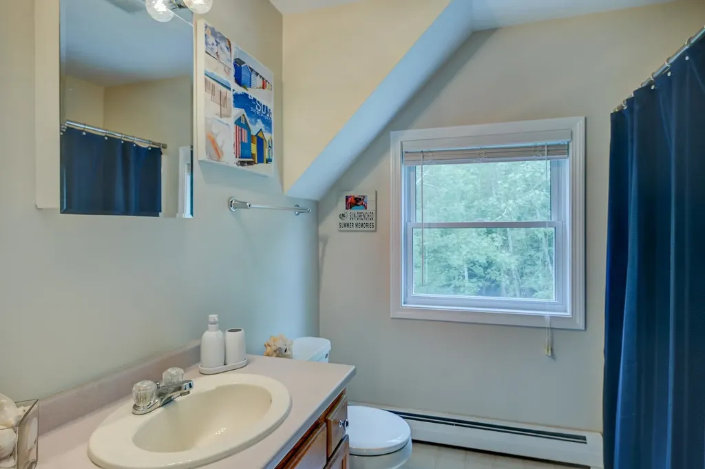 24 Amber Way Conway NH 03813