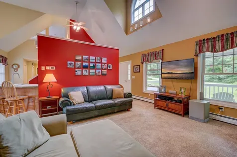 24 Amber Way Conway NH 03813