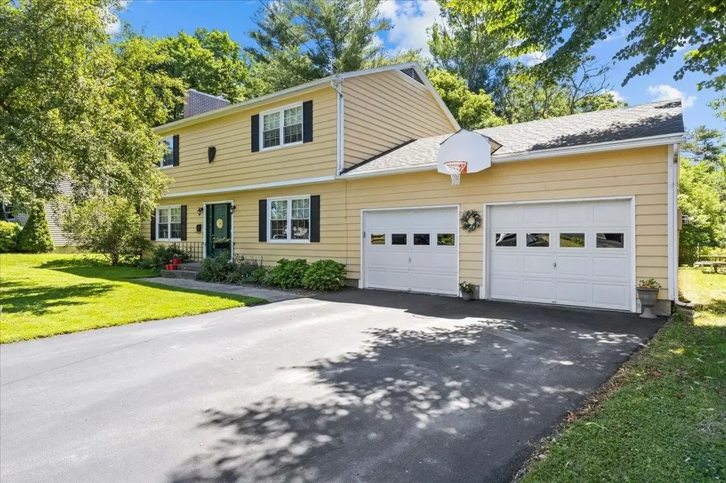 13 Orchard Terrace Essex Junction VT 05452