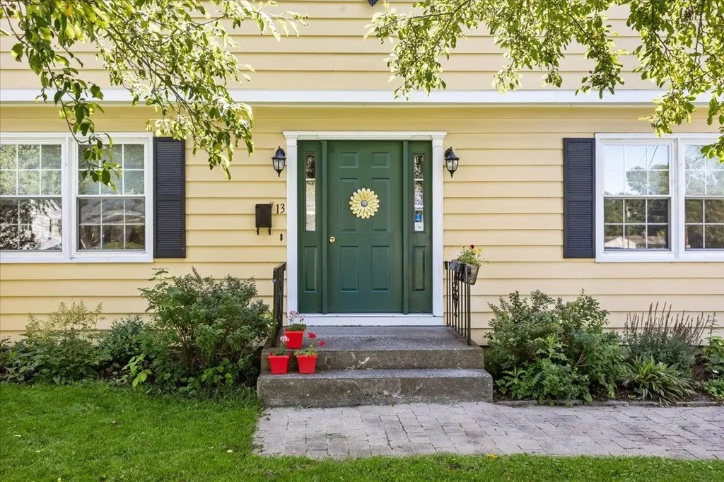 13 Orchard Terrace Essex Junction VT 05452