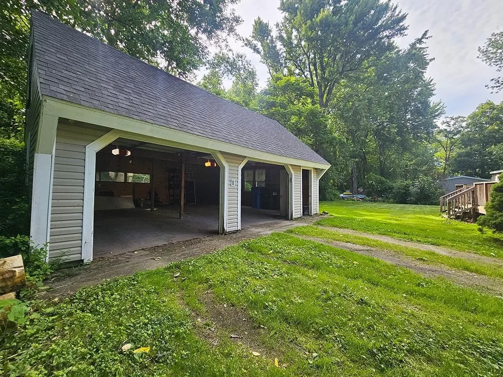 79 North Cove Road Burlington VT 05408