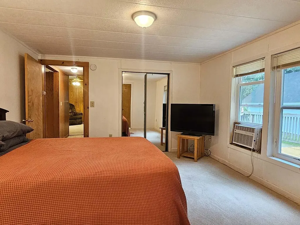 79 North Cove Road Burlington VT 05408