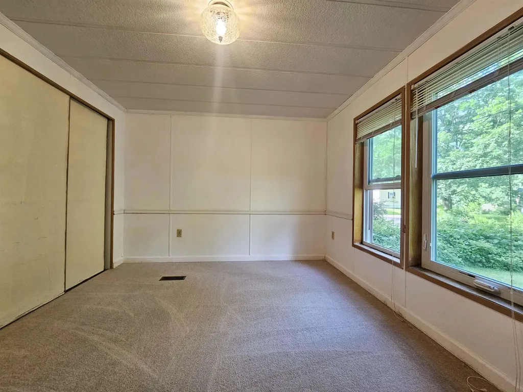 79 North Cove Road Burlington VT 05408