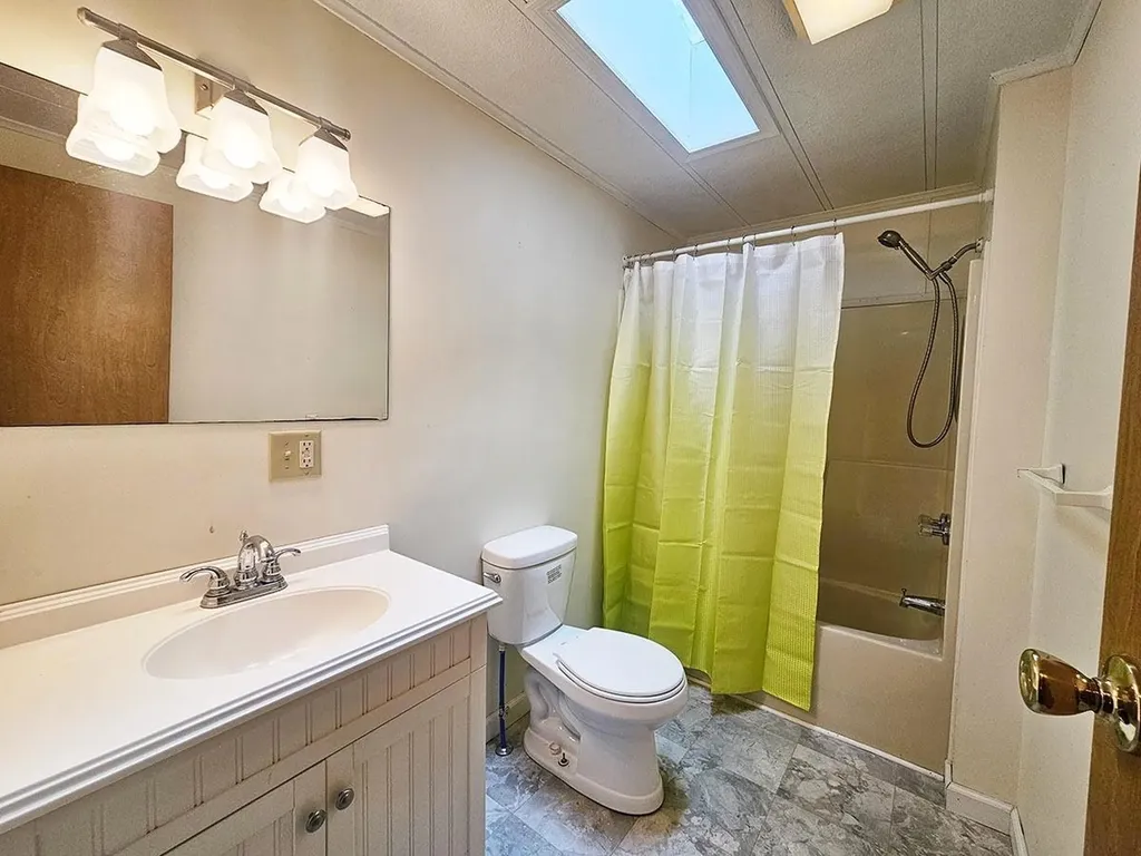 79 North Cove Road Burlington VT 05408