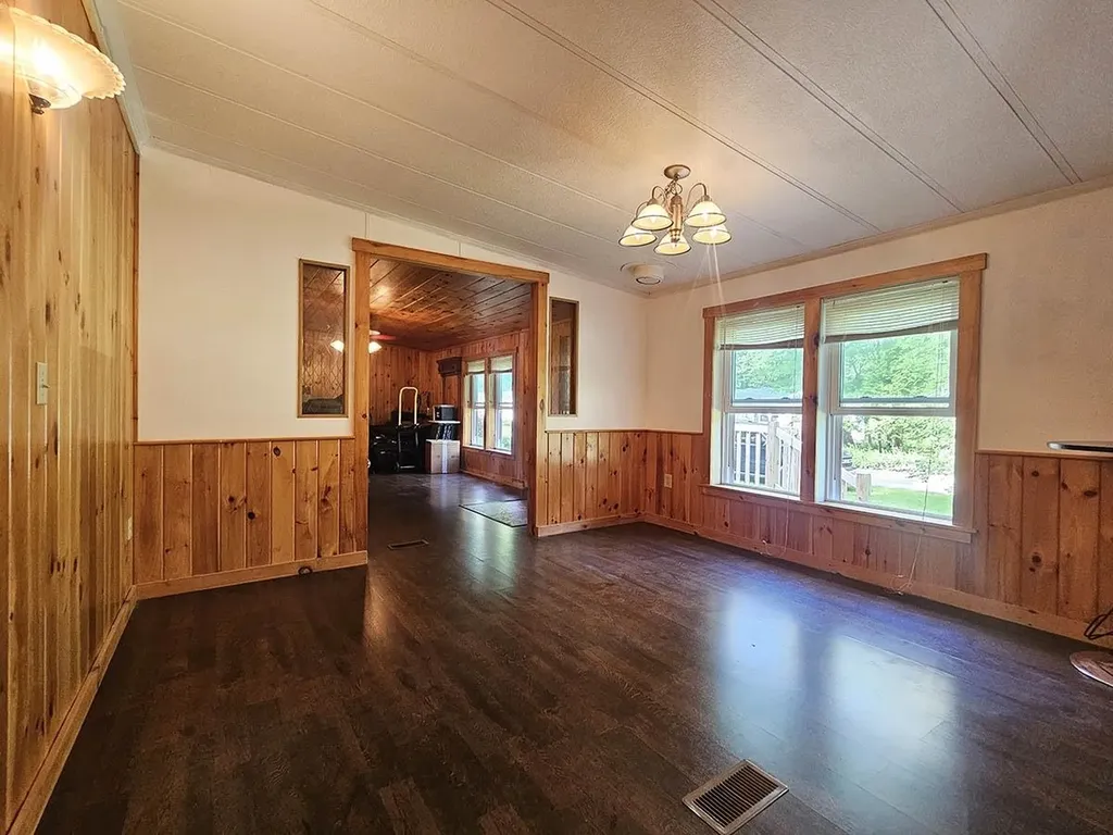 79 North Cove Road Burlington VT 05408