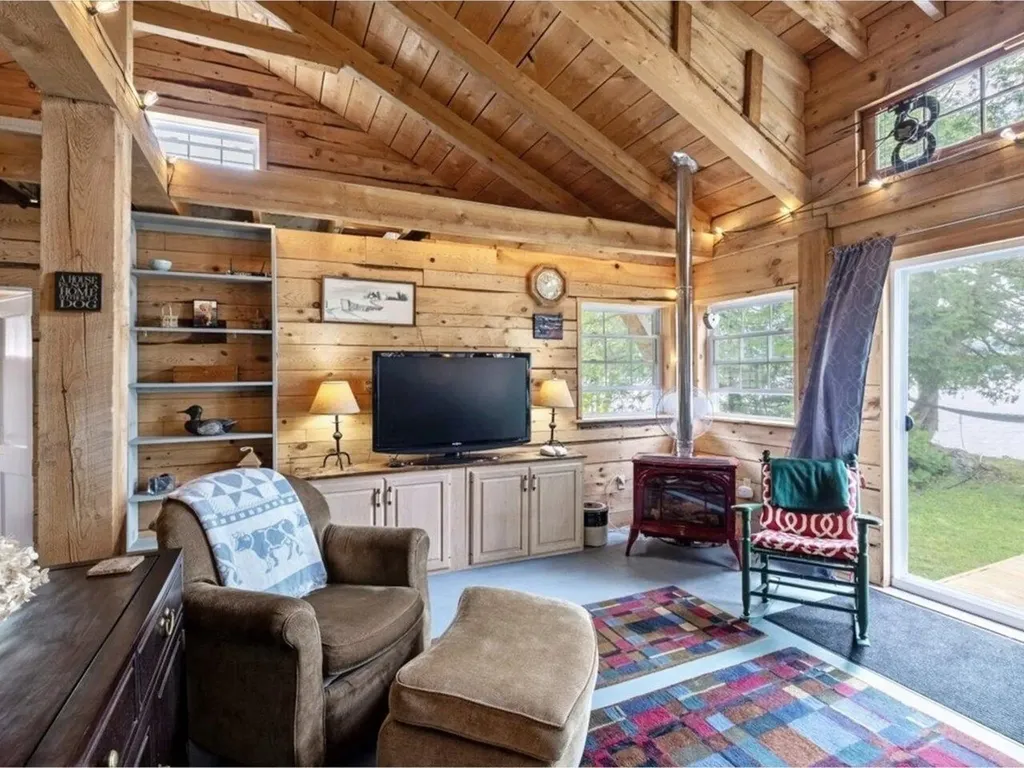 131 Shore Road Franklin VT 05457