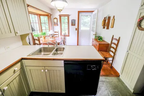 160 Peck Road Chester VT 05143