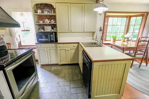 160 Peck Road Chester VT 05143