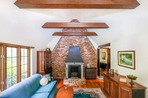 160 Peck Road Chester VT 05143