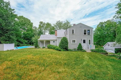 160 Peck Road Chester VT 05143