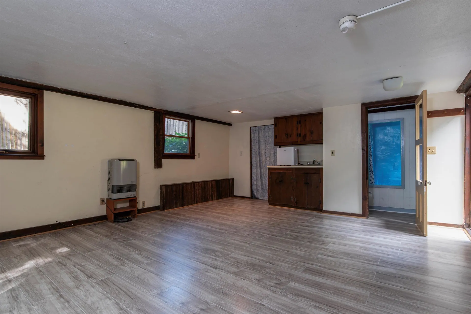 18-20 Bellows Falls Road Putney VT 05346