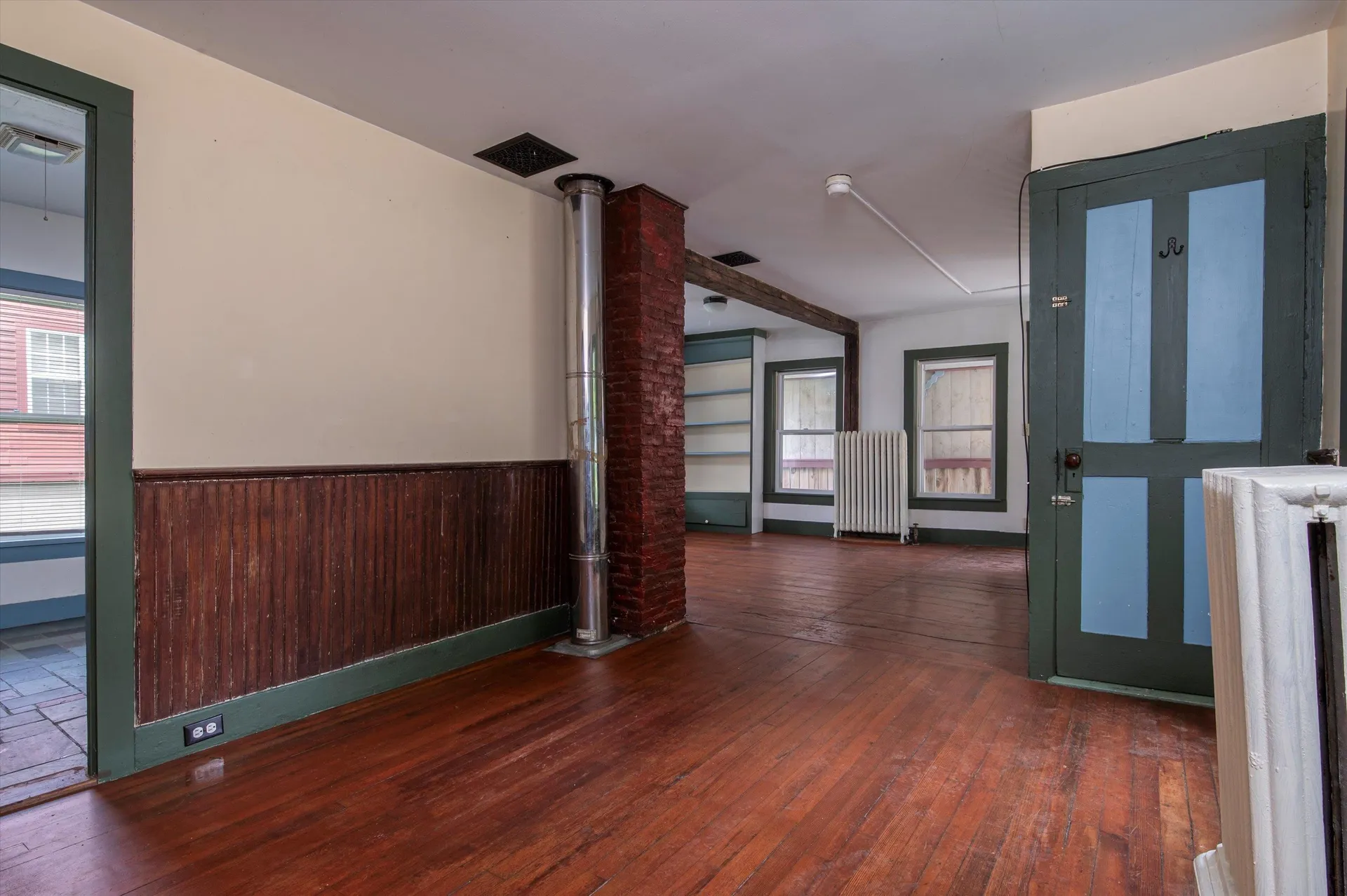 18-20 Bellows Falls Road Putney VT 05346