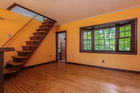 18-20 Bellows Falls Road Putney VT 05346