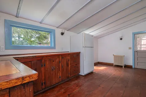 18-20 Bellows Falls Road Putney VT 05346