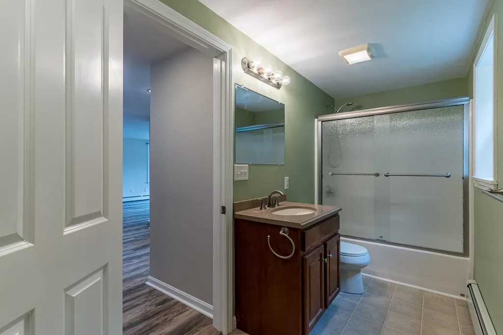 72 Harvey Lake Road Northwood NH 03261