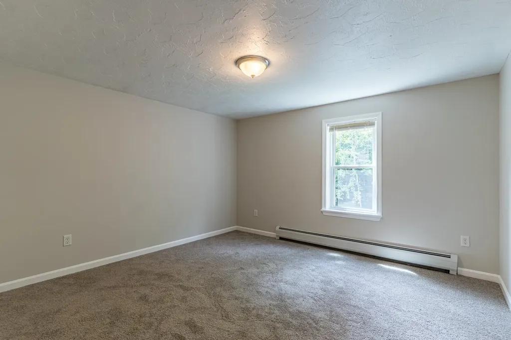 72 Harvey Lake Road Northwood NH 03261