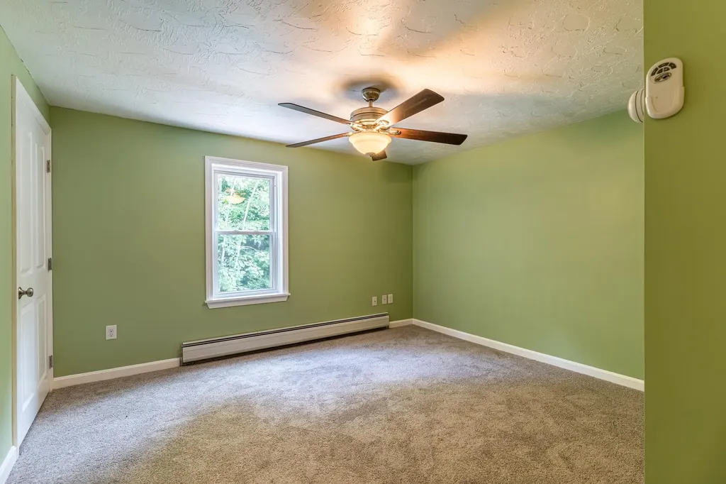 72 Harvey Lake Road Northwood NH 03261