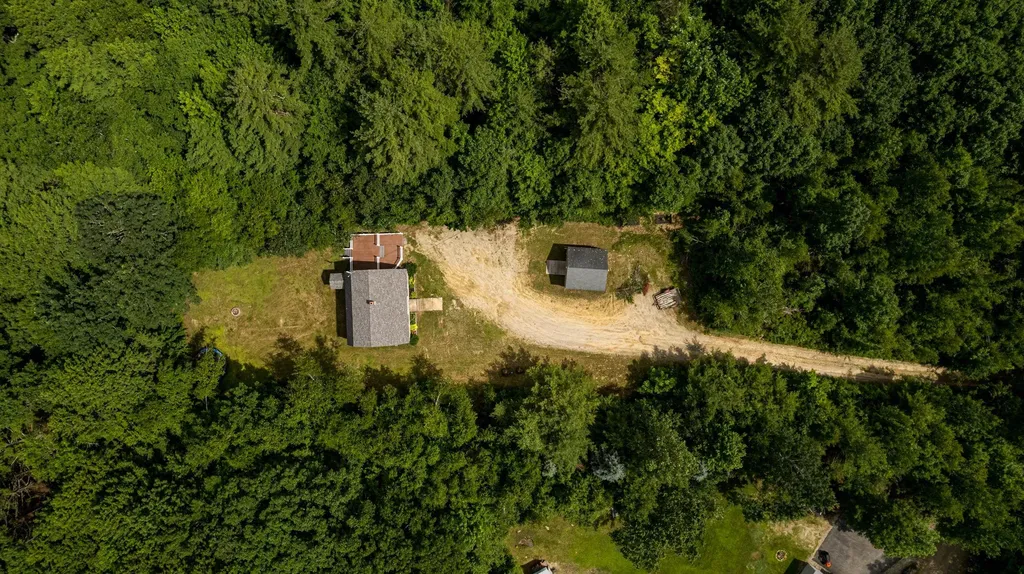 72 Harvey Lake Road Northwood NH 03261