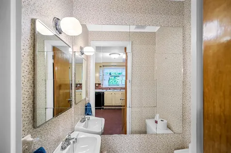 6 Edgewood Avenue Barre City VT 05641