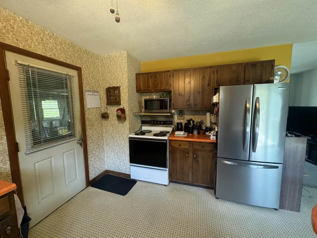307 Royalton Hill Road Bethel VT 05032
