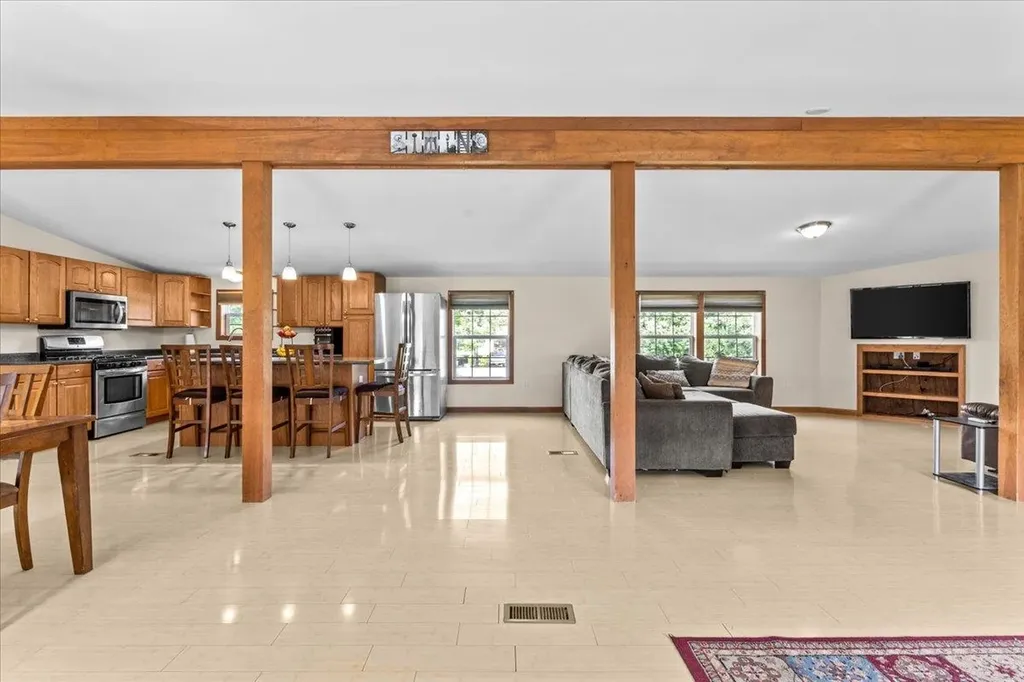 573 Ballard Road Georgia VT 05468