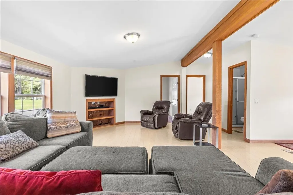 573 Ballard Road Georgia VT 05468