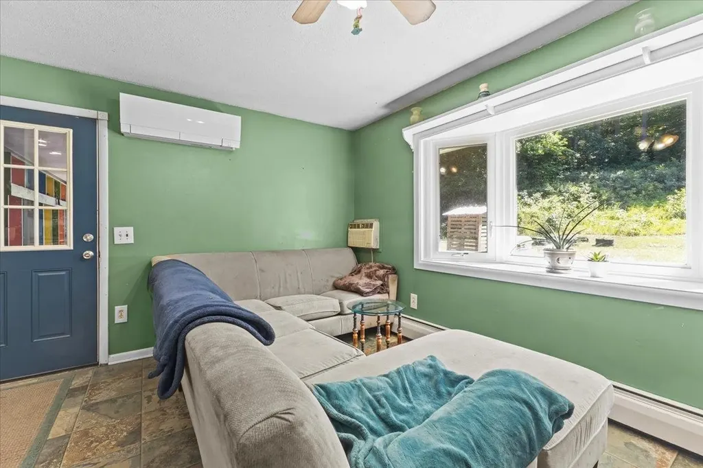 23 Gentes Road Essex VT 05452