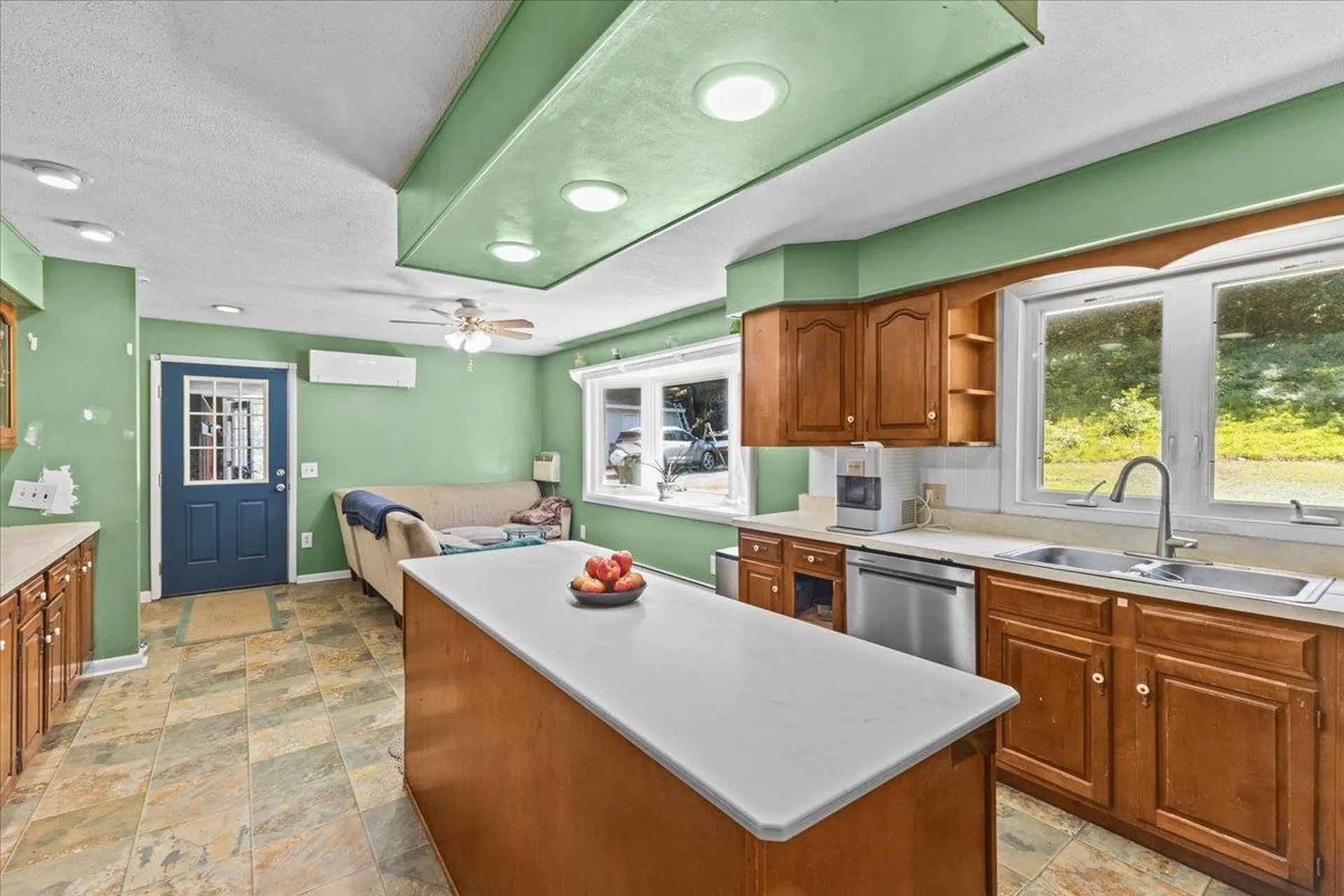 23 Gentes Road Essex VT 05452