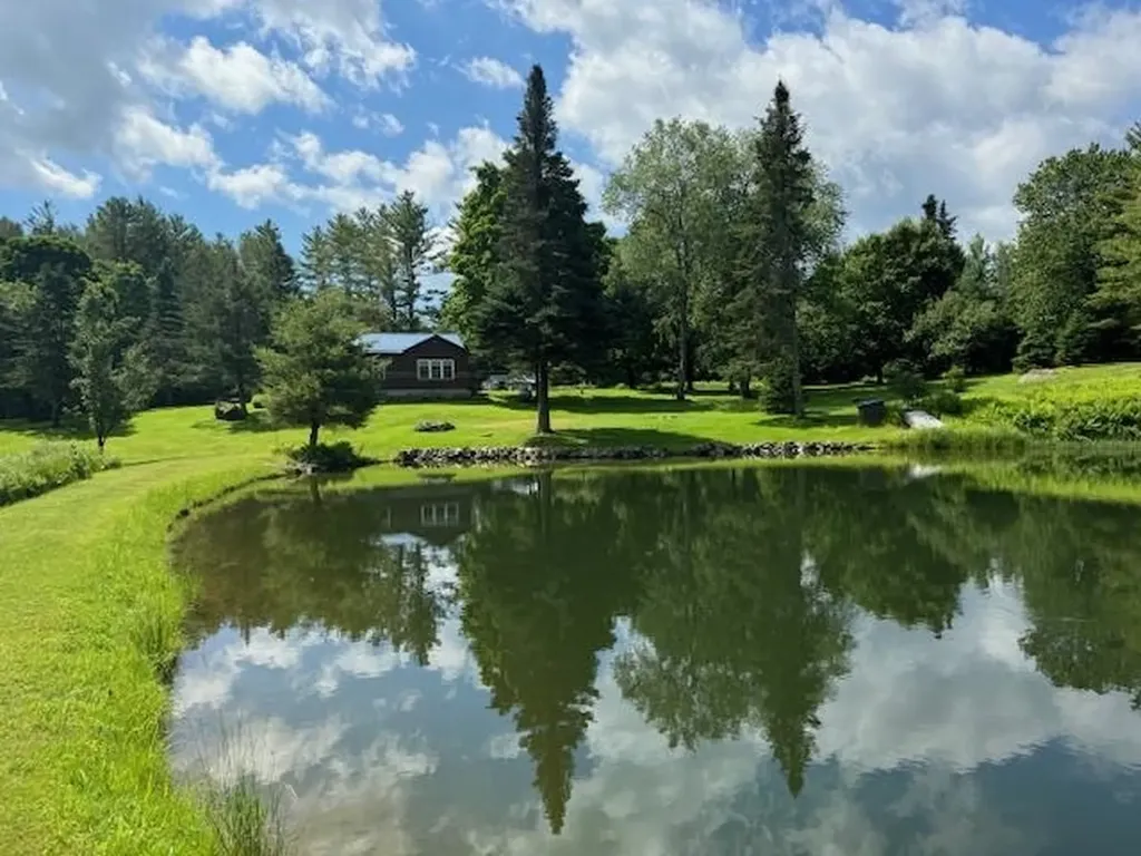 17 Hande Lane Hardwick VT 05843