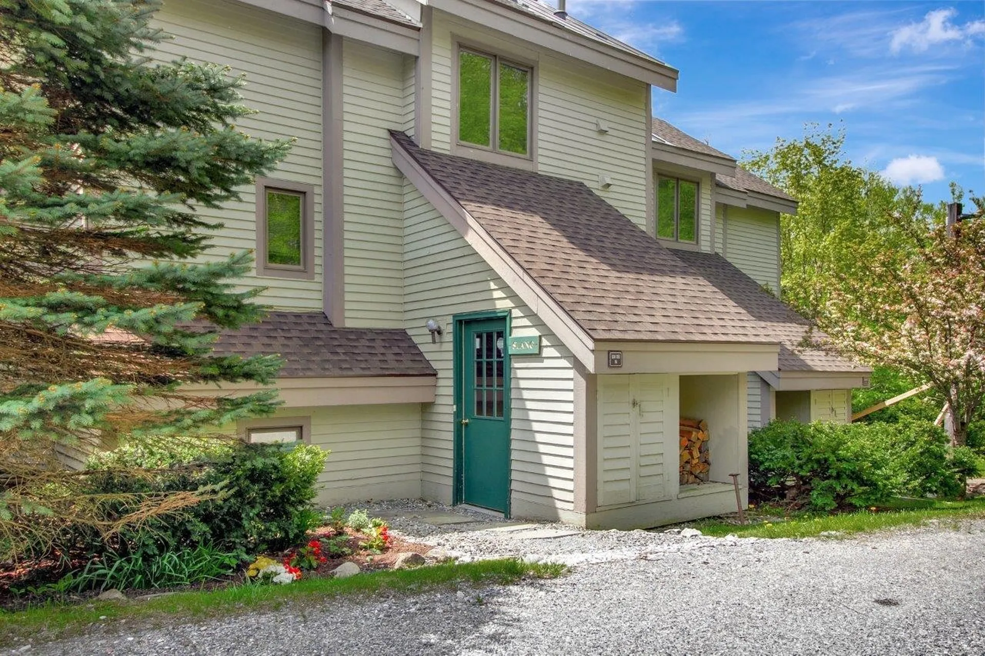 34 Sugar Brook Road Peru VT 05152