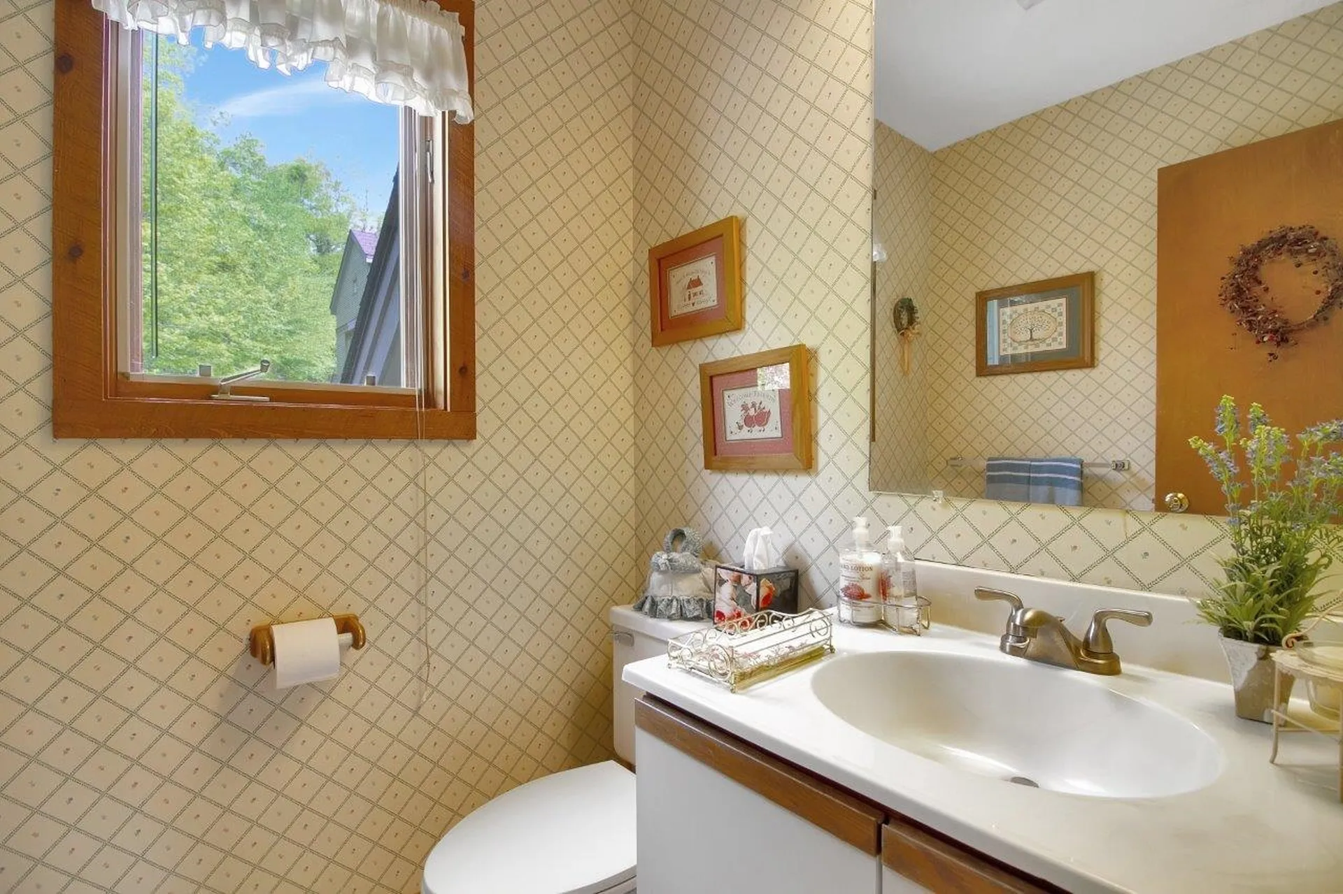 34 Sugar Brook Road Peru VT 05152