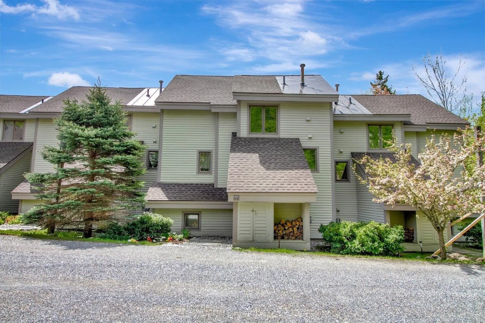 34 Sugar Brook Road Peru VT 05152