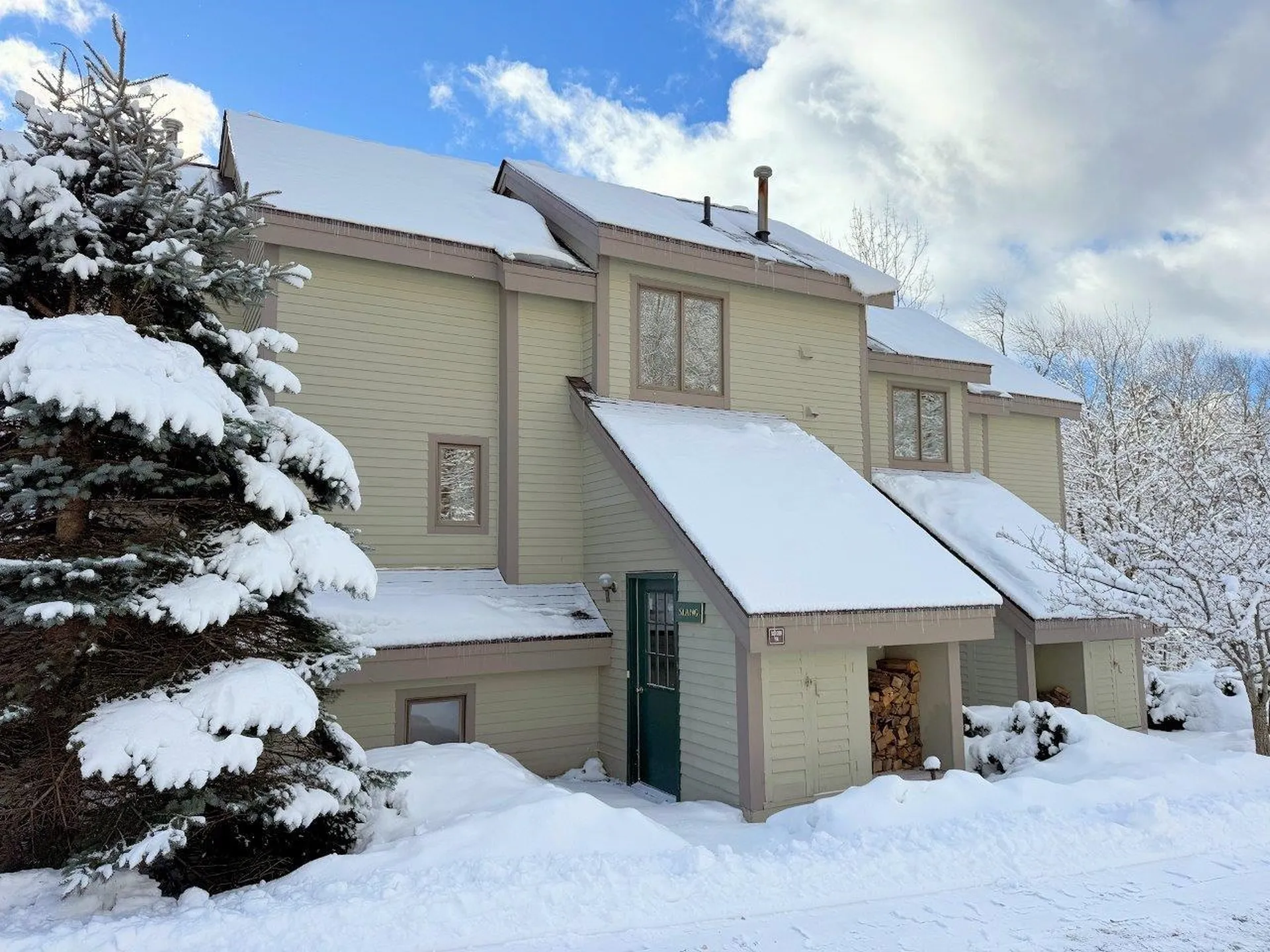 34 Sugar Brook Road Peru VT 05152