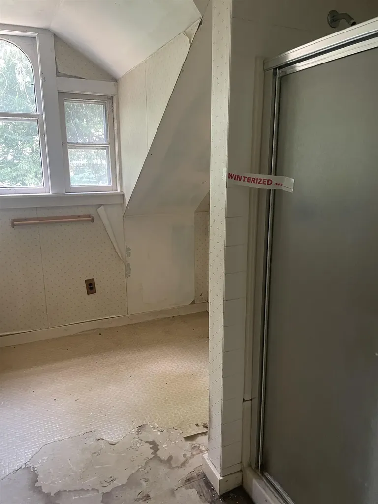 2139 Vt Route 30 Townshend VT 05353