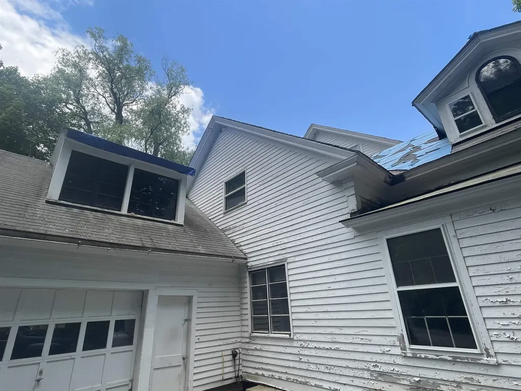 2139 Vt Route 30 Townshend VT 05353