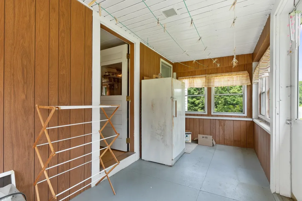 2849 North Main Street Pittsburg NH 03592