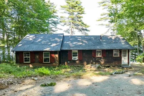 8 Chipmunk Lane Tuftonboro NH 03816