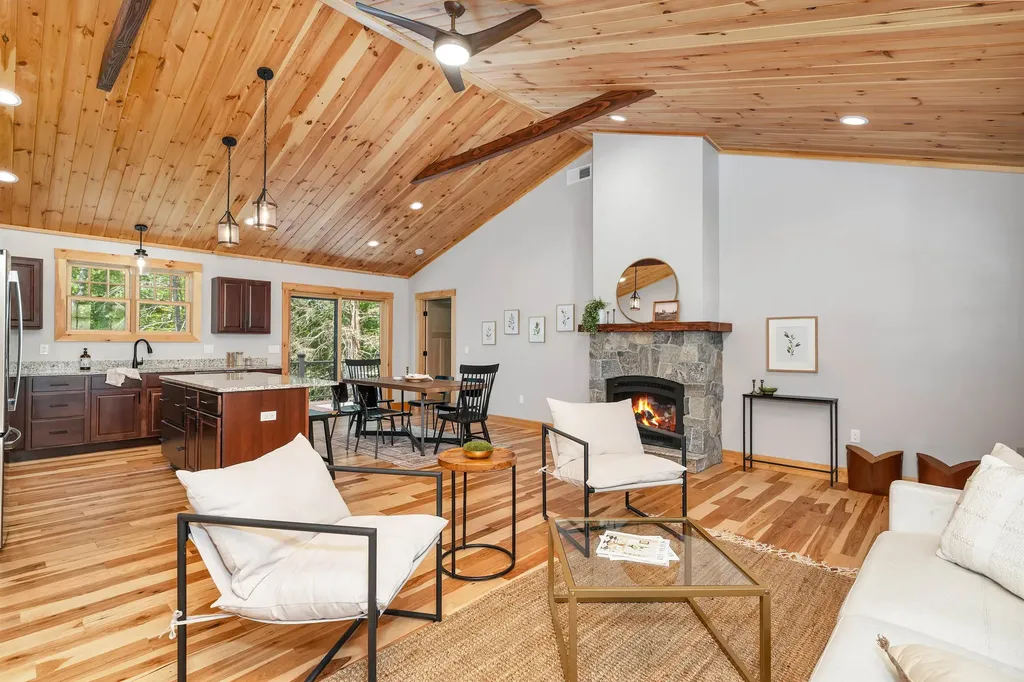 80 Mountain Drive Gilford NH 03249