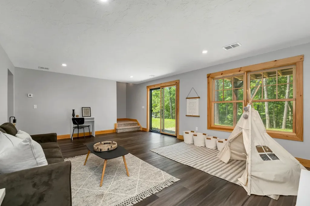 80 Mountain Drive Gilford NH 03249