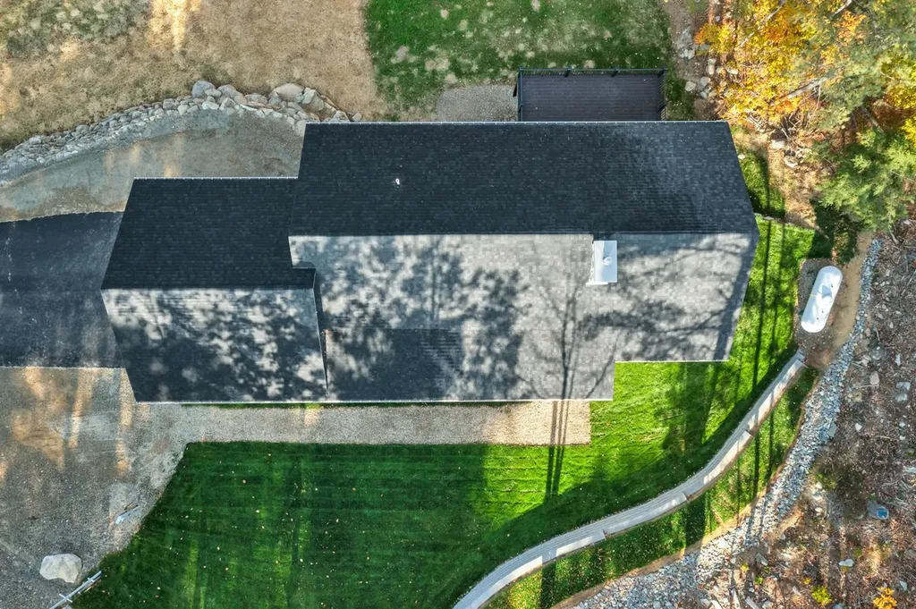 80 Mountain Drive Gilford NH 03249