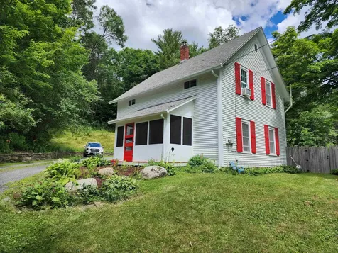 13 Cottage Street Bradford VT 05033