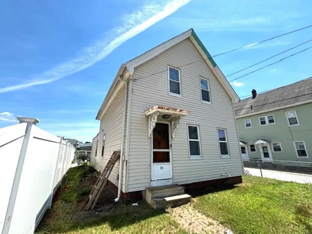 20 Harbor Avenue Nashua, NH Real Estate Property MLS 5003491