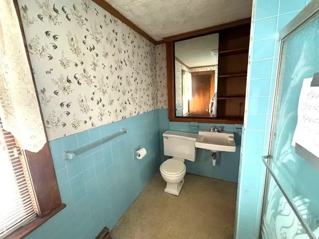 20 Harbor Avenue Nashua NH 03060