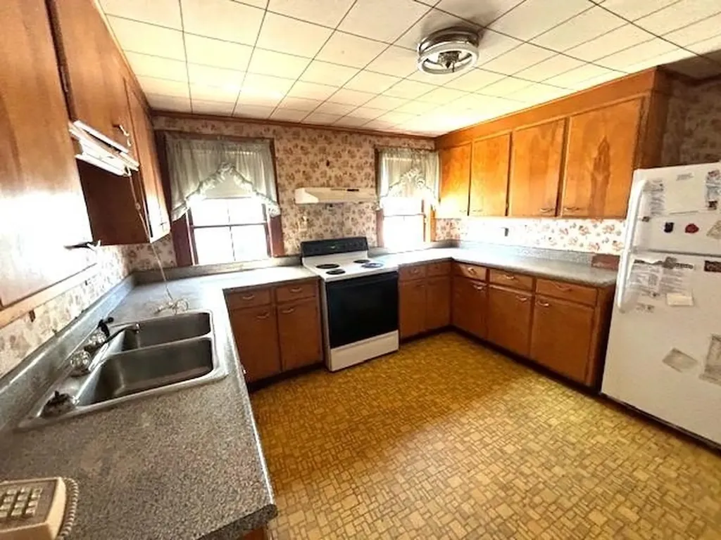 20 Harbor Avenue Nashua NH 03060