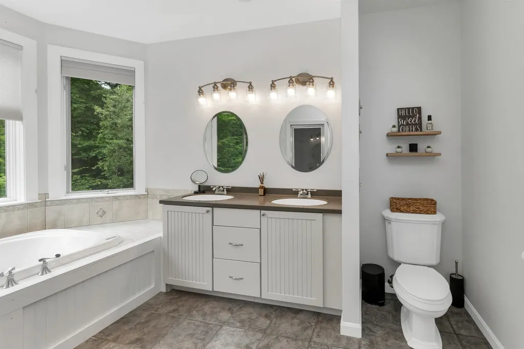 47 Dame Road Tuftonboro NH 03816